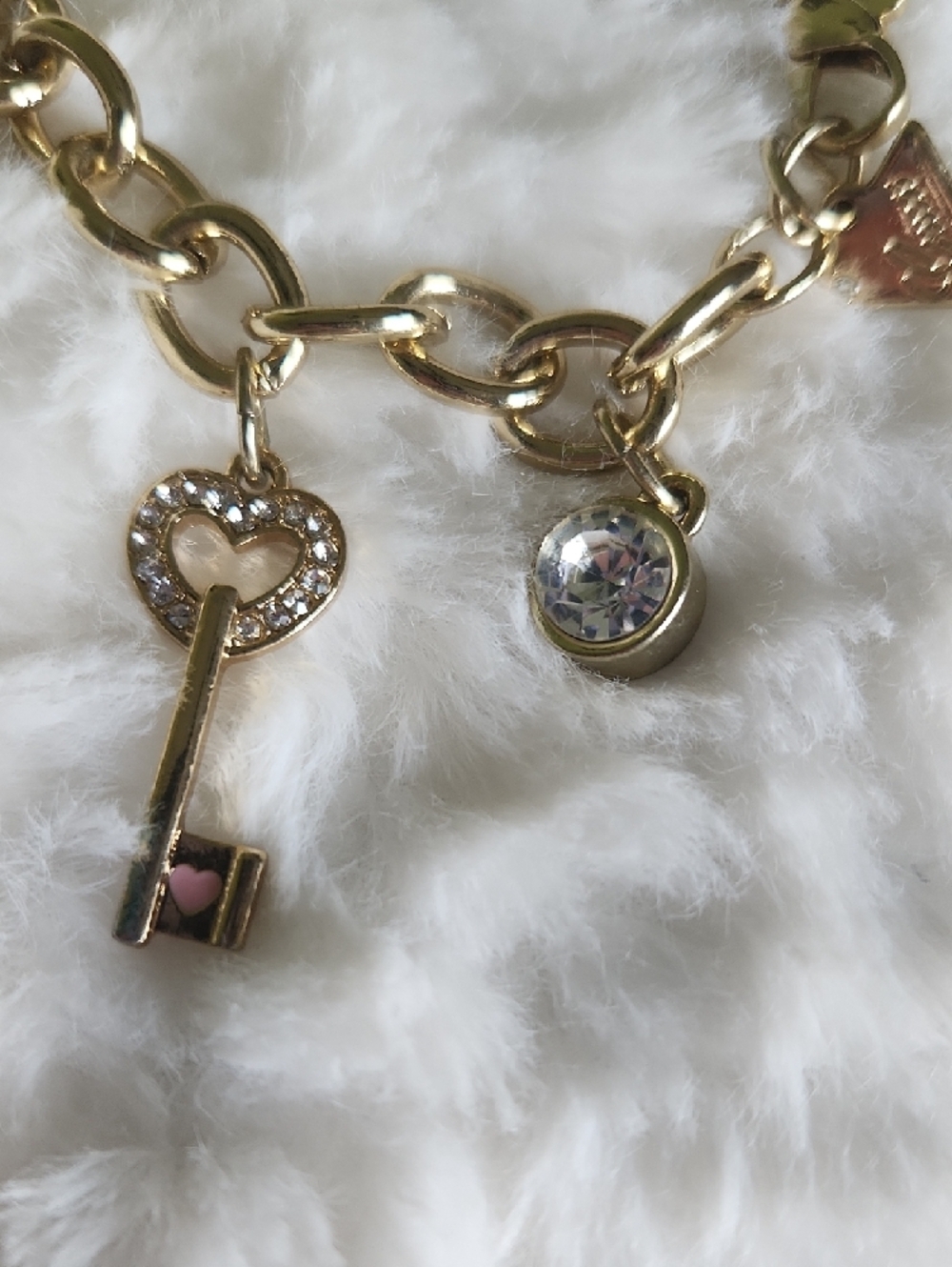 GUESS Gold-Tone Charm Bracelet with Pink Heart Accents Boho Vibe - Picture 5 of 12